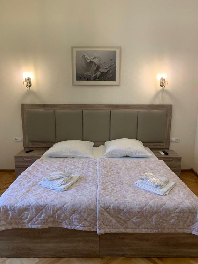 Guest House Rafael Tbilisi Ngoại thất bức ảnh